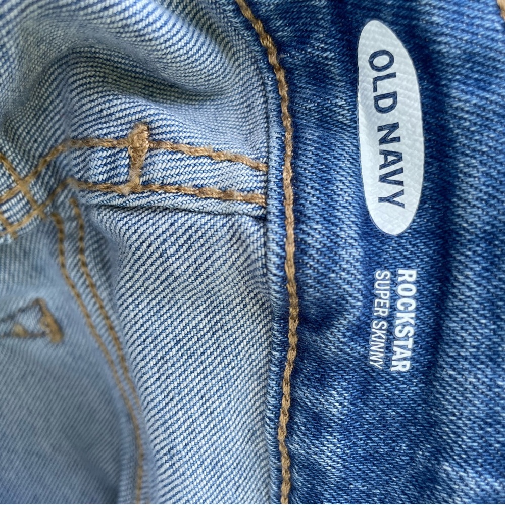 Old Navy rockstar super skinny jeans size 4